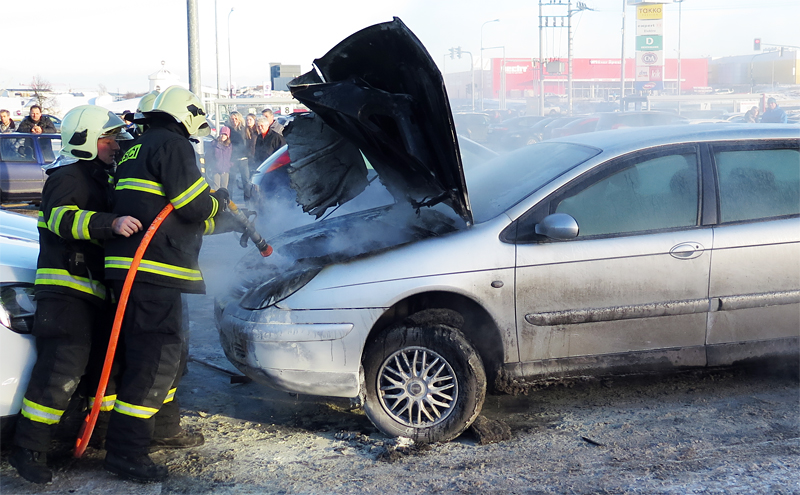 Citroën se SPZ Jihomoravského kraje je prakticky na odpis.